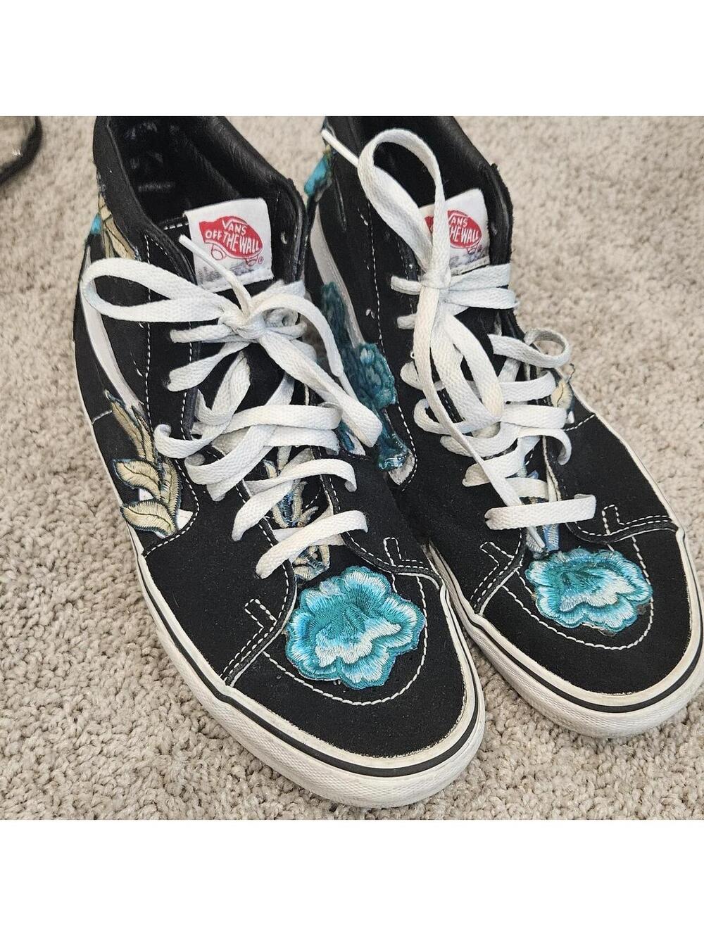 Vans Women's Black and Multi Trainer